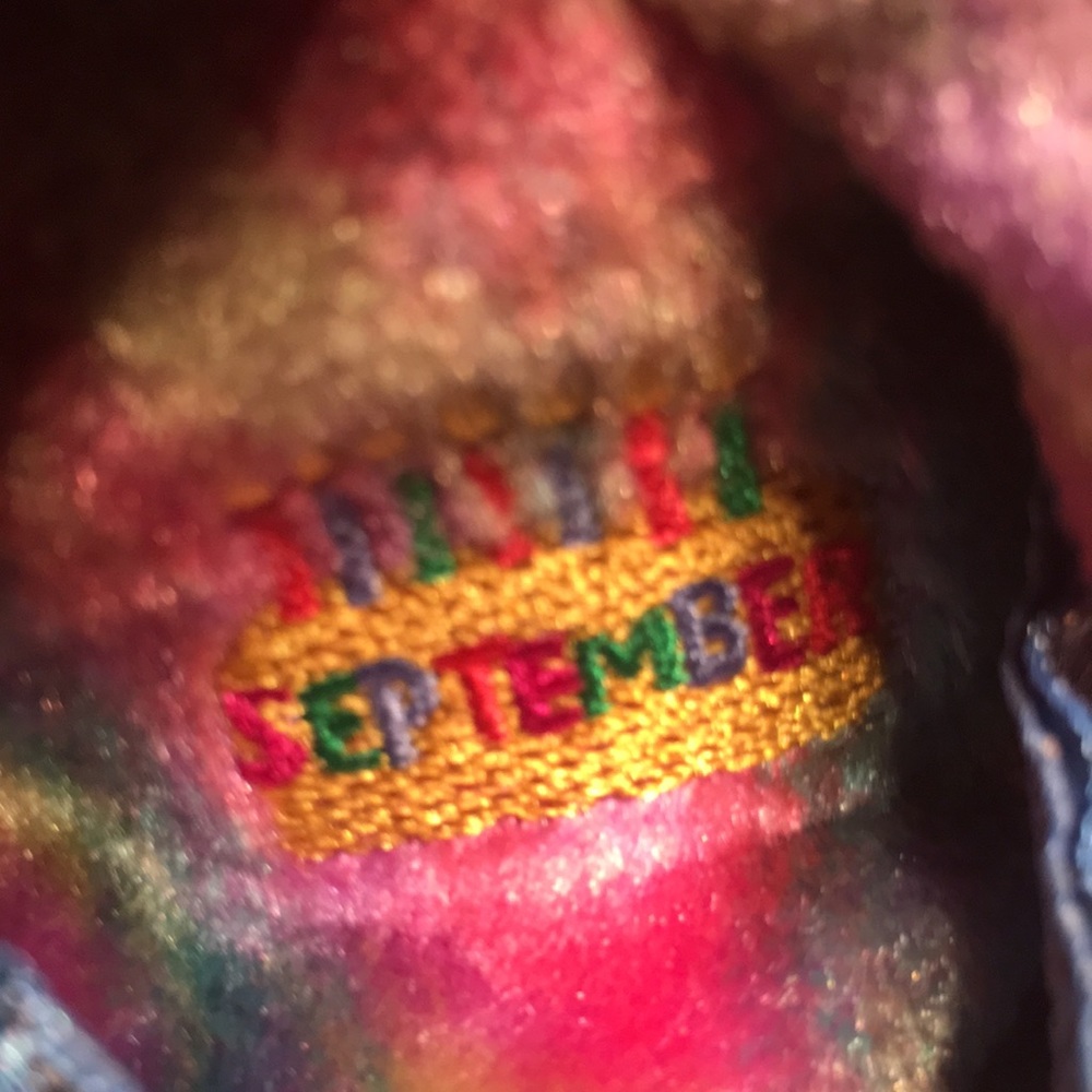 Ty Sapphire September Birthday Beanie Baby - Picture 2 of 6